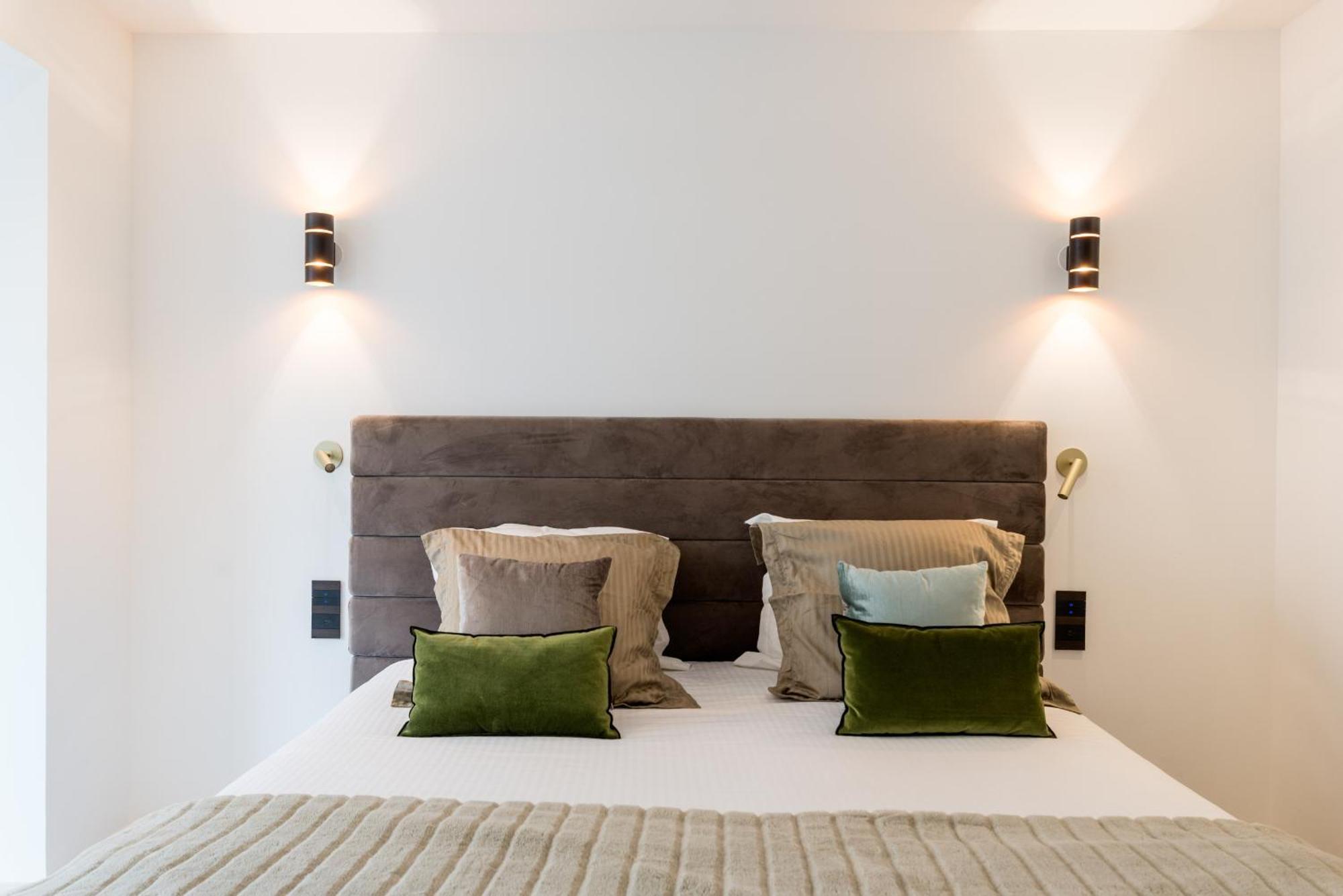 Mondrian By Terrys Homes Apartment