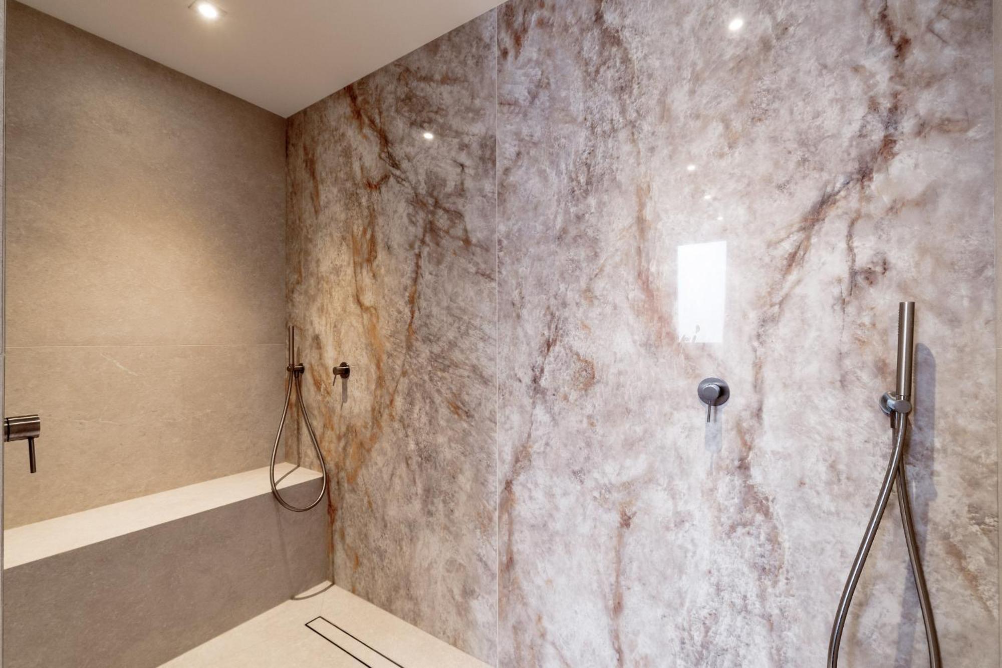 Mondrian By Terrys Homes * Cannes